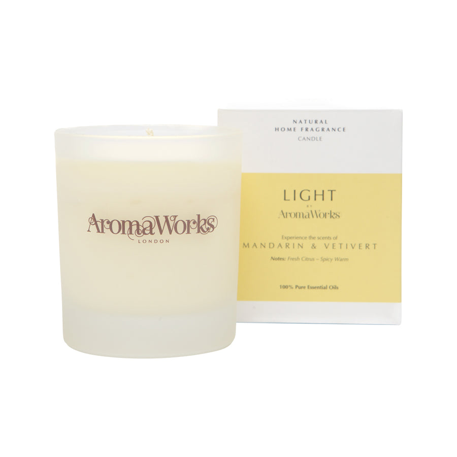 AromaWorks Light Candle Mandarin and Vetivert Medium 220g